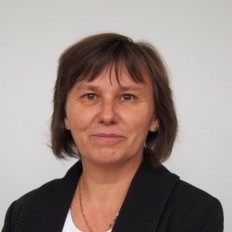 Kökényesiné Pintér Ilona, Adózás-Könyvelés rovat vezetője